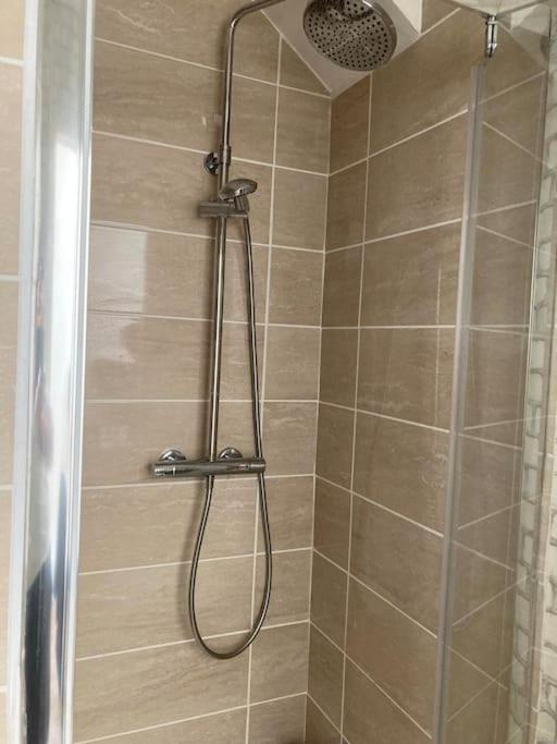 Apartament Le Voyageur Besançon Zewnętrze zdjęcie