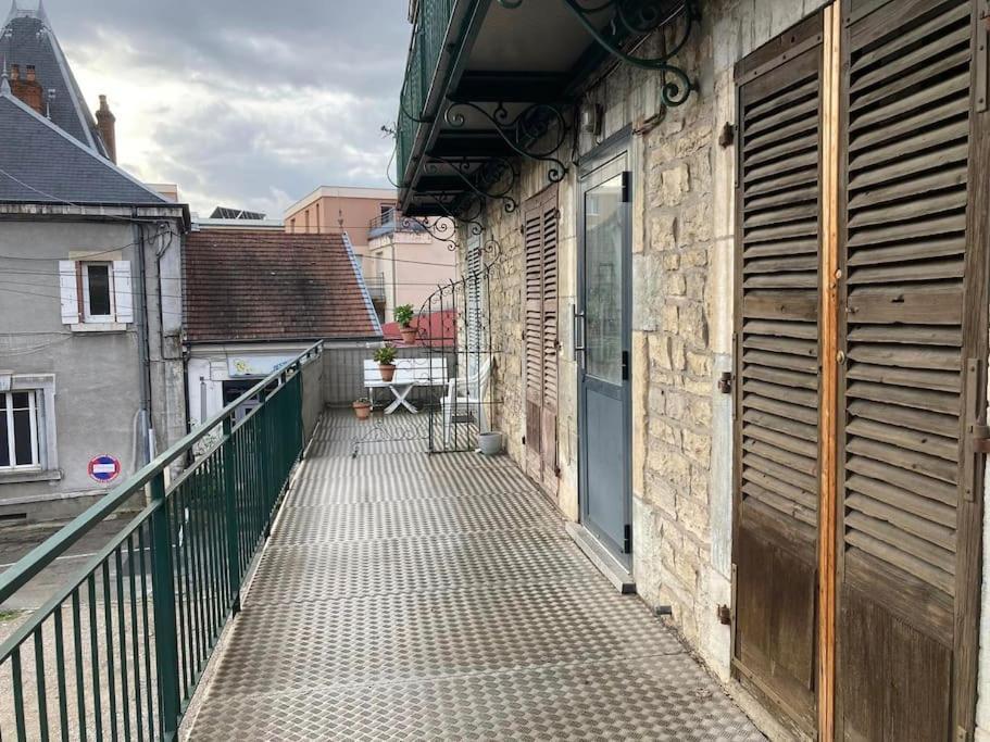 Apartament Le Voyageur Besançon Zewnętrze zdjęcie